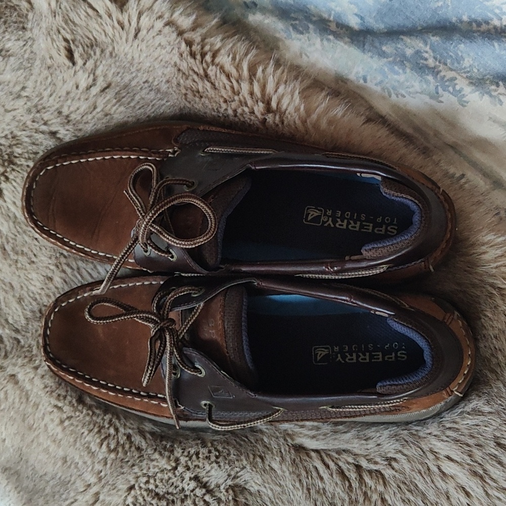 Sperry Men's Brown Boat Shoes - Picture 2 of 5
